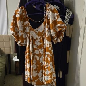 By Together Floral Puff Sleeve Blouse - Orange and White